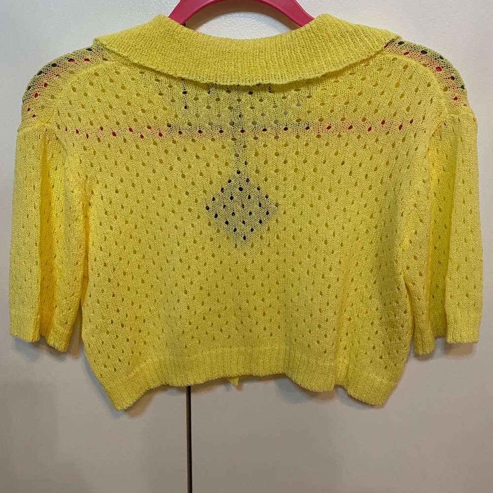 Tops - Picture 4 of 16